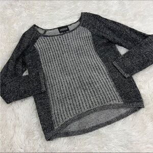 Maddison‎ grey sweater small